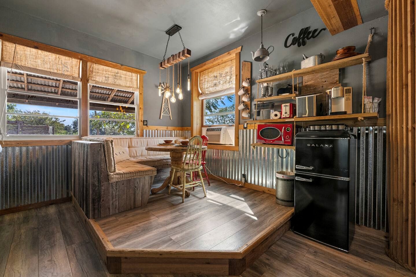 Rustic-Luxe Barn Suite with Hot Tub, EV Charger & Vintage Flair Near Fredericksburg, Texas