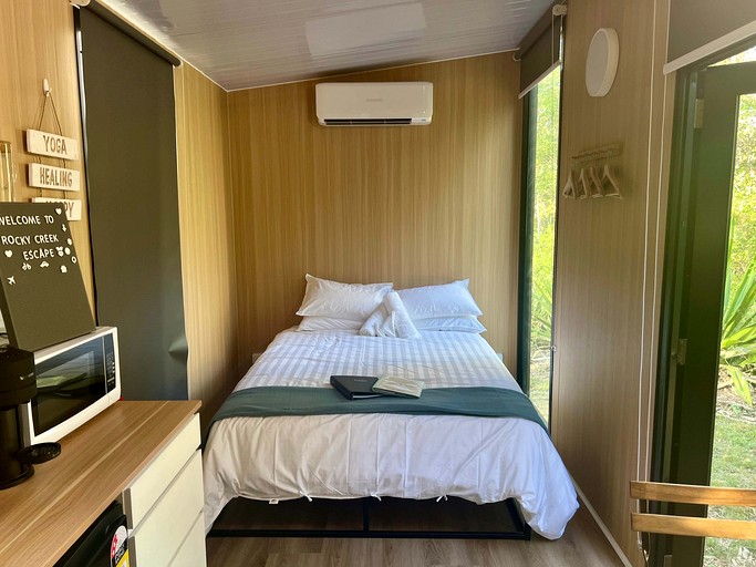 Tiny Houses (Australia, Glenwood, New South Wales)