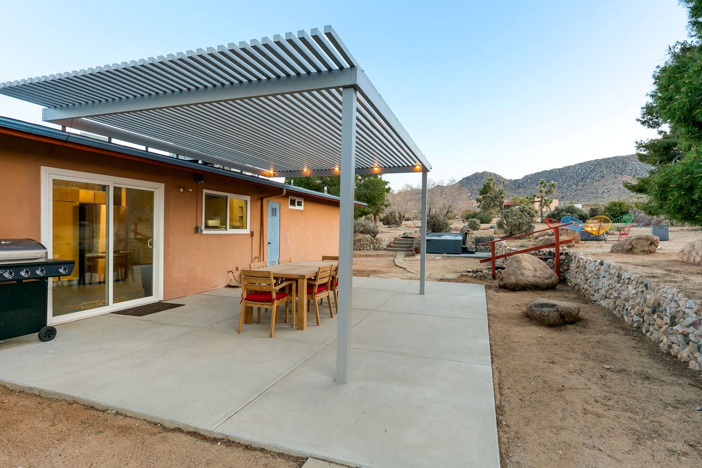 Cute House for Family Glamping Trips near Joshua Tree National Park, California