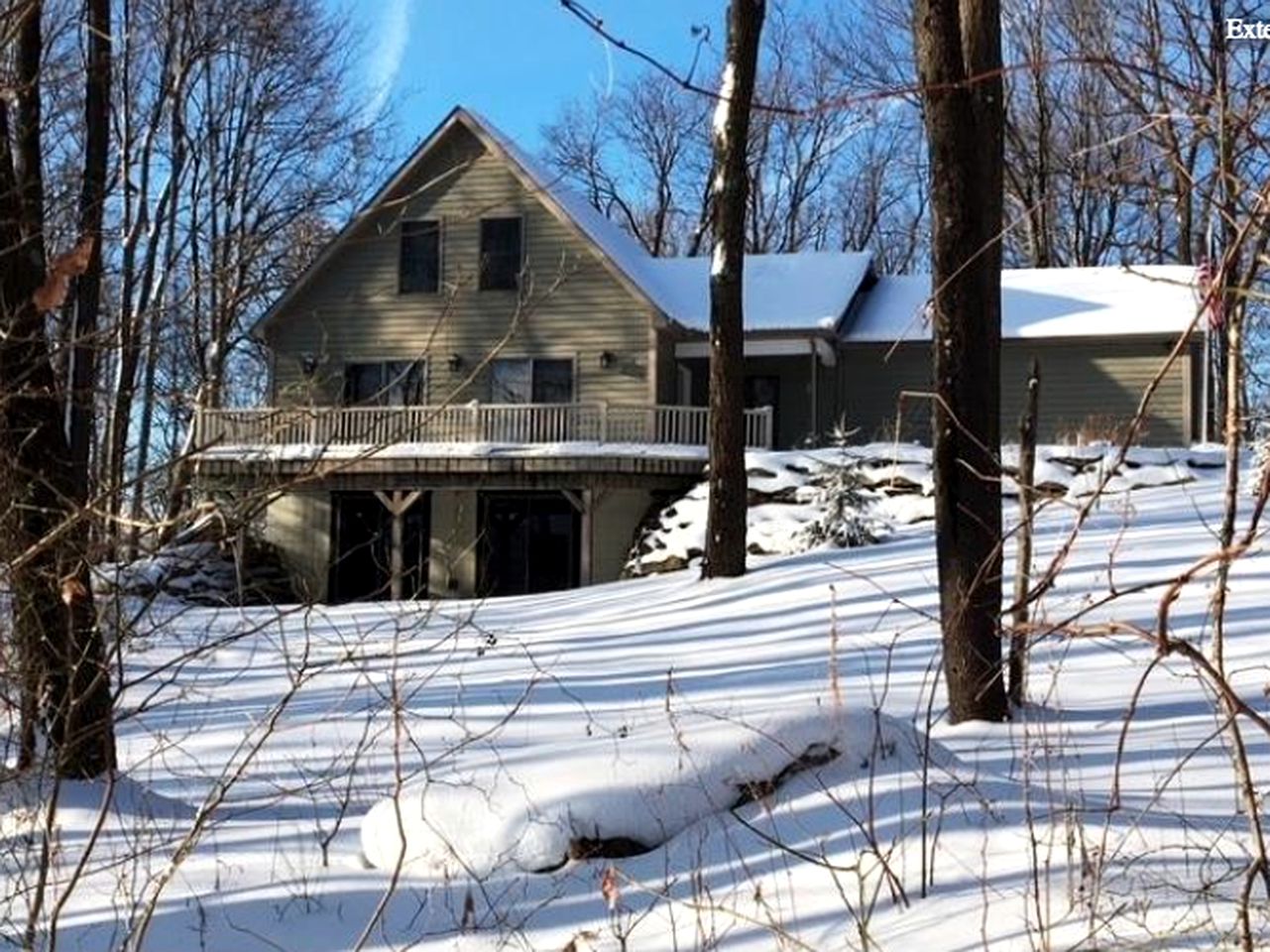 Family Cabin in Southwestern Pennsylvania
