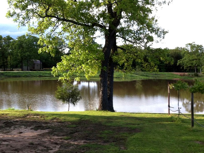 Cabins (Allen, Oklahoma, United States)