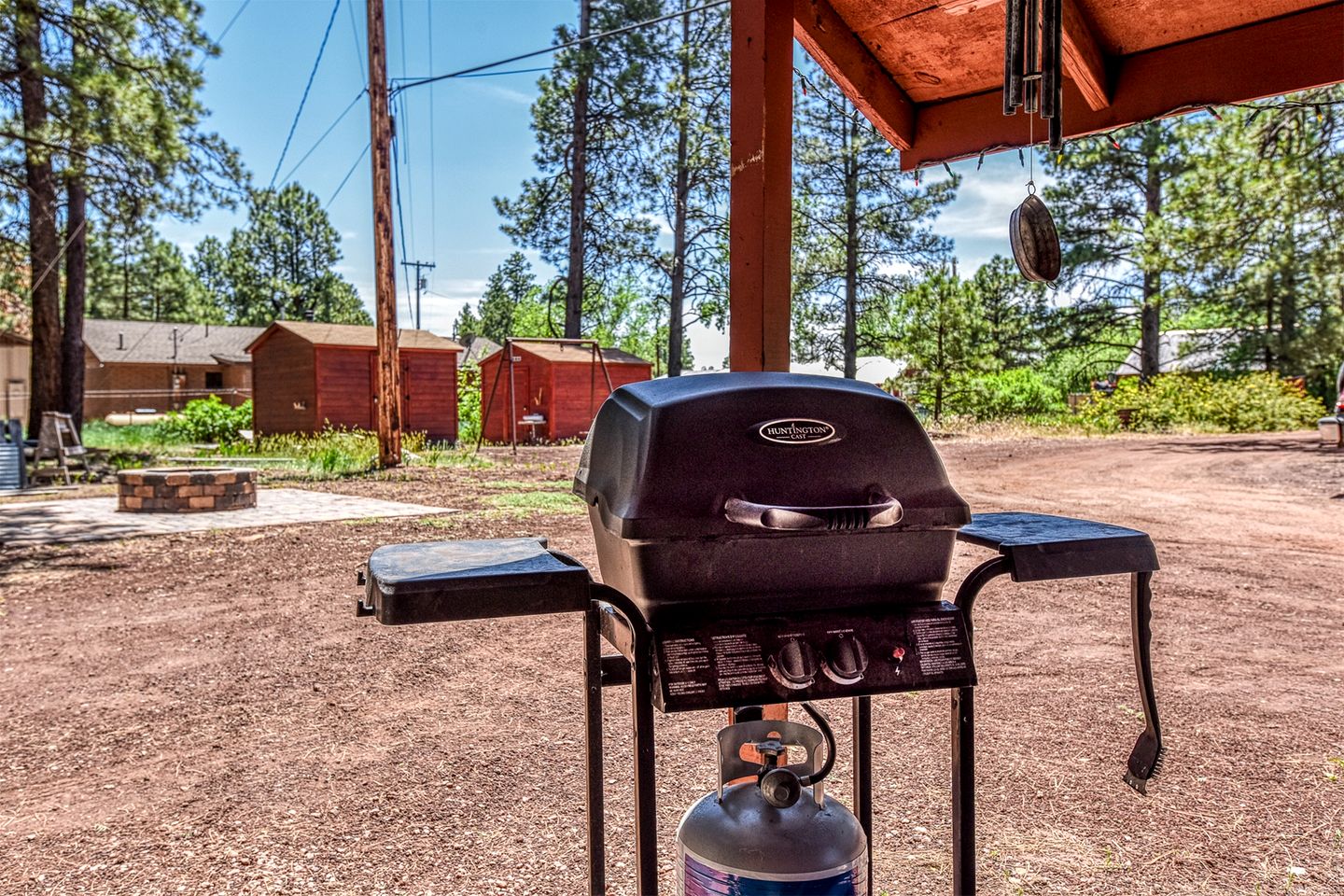 Simple and Historic Fishing Log Cabin for a Rustic Retreat to Northern Arizona