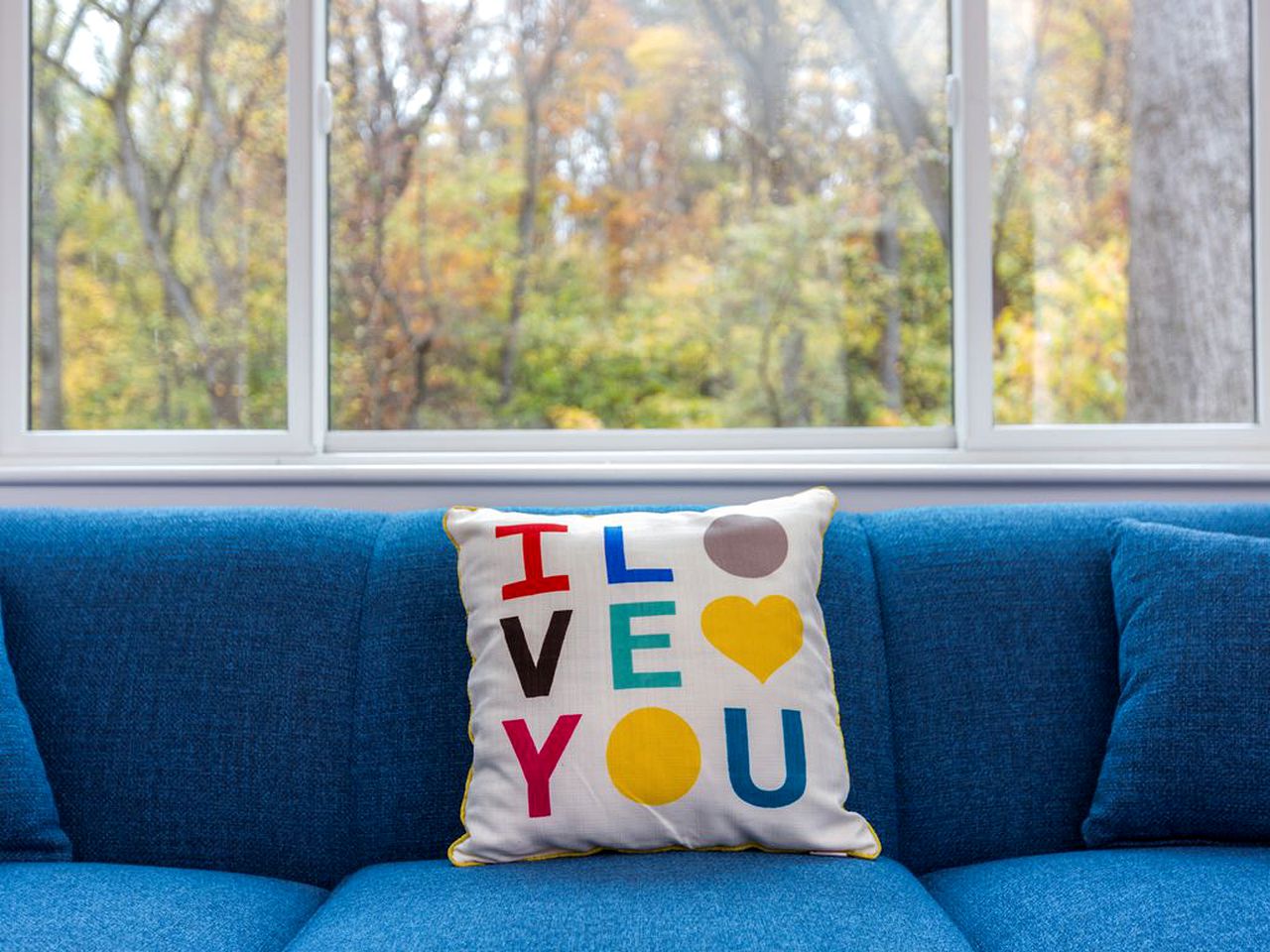 Exquisite Sunny Cabin Rental with a Hot Tub in Front Royal, Virginia