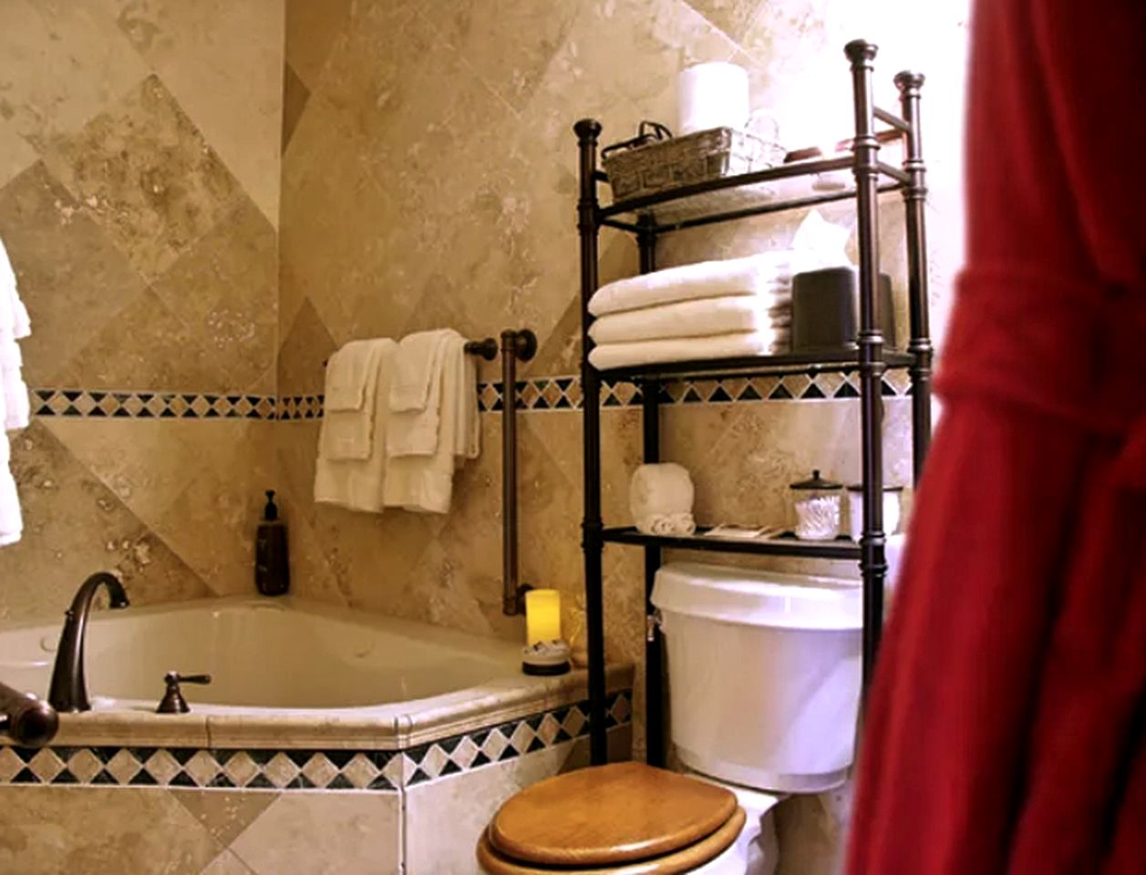 Romantic Bed and Breakfast Getaway with a Fireplace in Lincoln, Nebraska