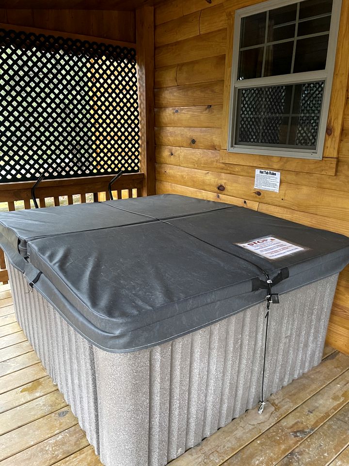 Romantic Cabin Escapes to this Charming Cook Forest Rental with Private Hot Tub