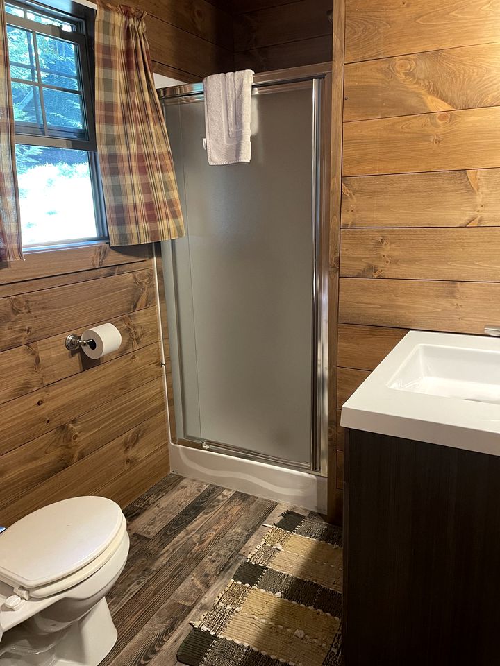 Romantic Cabin Escapes to this Charming Cook Forest Rental with Private Hot Tub