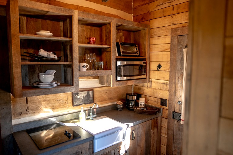 Cabins (United States of America, New Ulm, Texas)