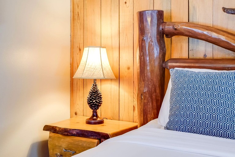 Cabins (United States of America, Trout Lake, Washington)