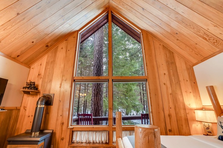 Cabins (United States of America, Trout Lake, Washington)