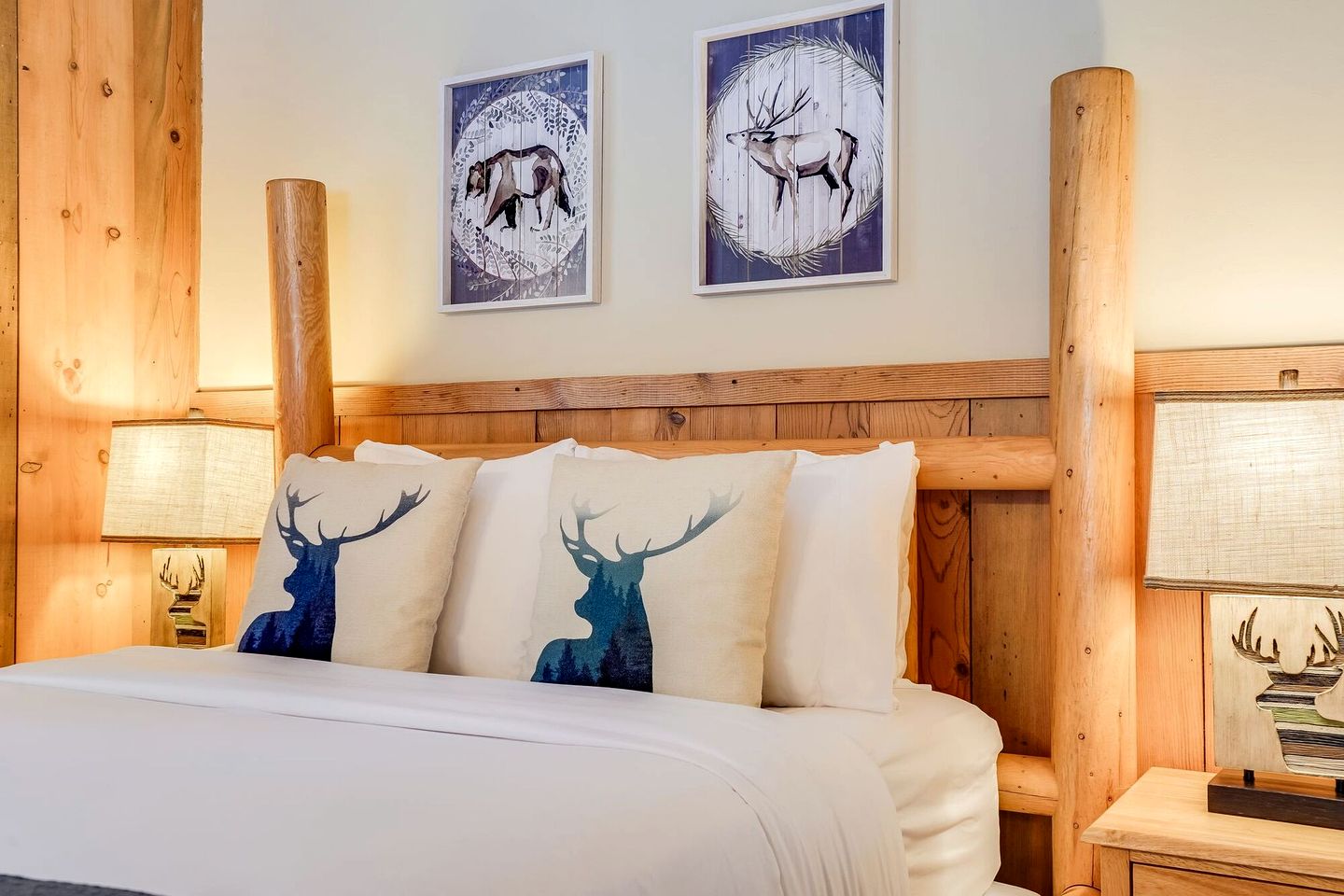 Romantic and Secluded Cabin Rental for Couples' Getaway near Mount Adams, Washington