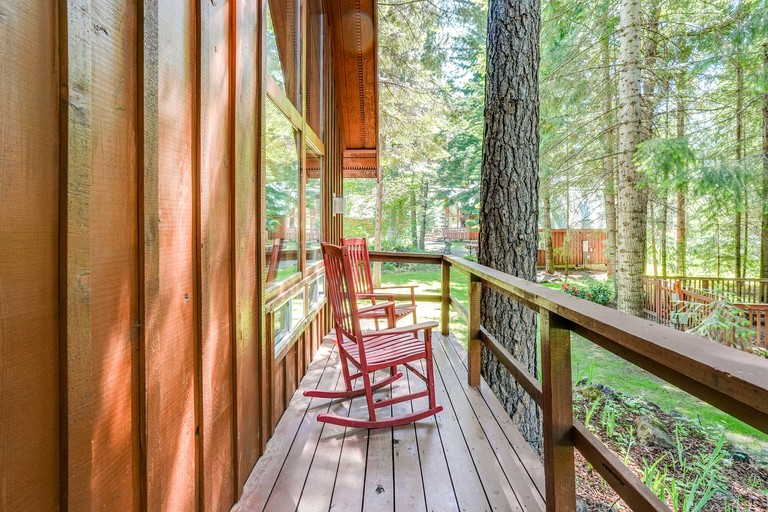 Cabins (United States of America, Trout Lake, Washington)