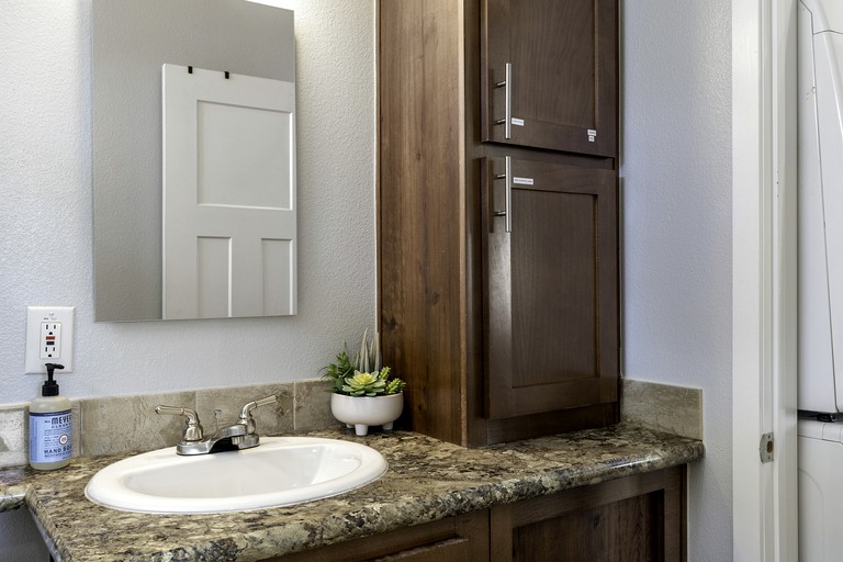 Cabins (United States of America, Yantis, Texas)