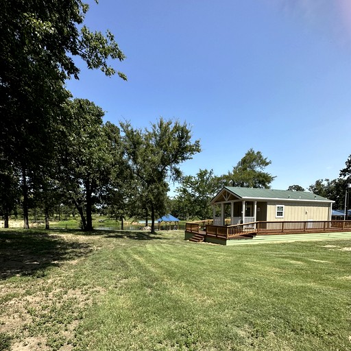 Cabins (United States of America, Yantis, Texas)