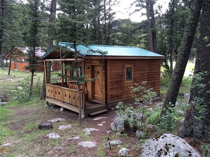 Cabins (United States of America, Hall, Montana)