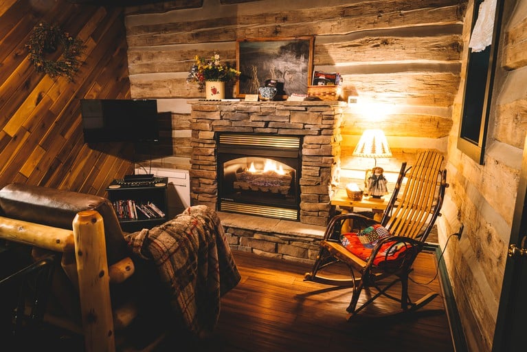 Luxury Hocking Hills cabins for two in Laurelville, Ohio