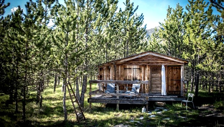 Cabins (Ribeyret, Provence-Alpes-Côte d'Azur, France)