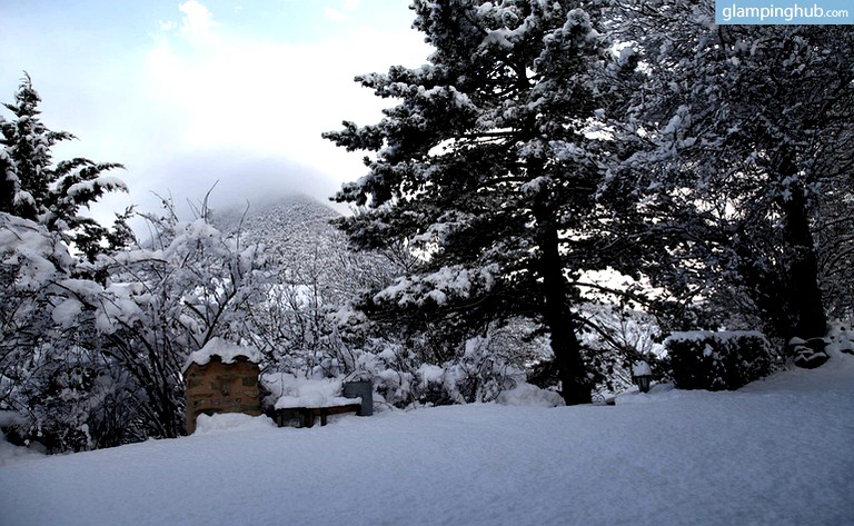 Cabins (Ribeyret, Provence-Alpes-Côte d'Azur, France)