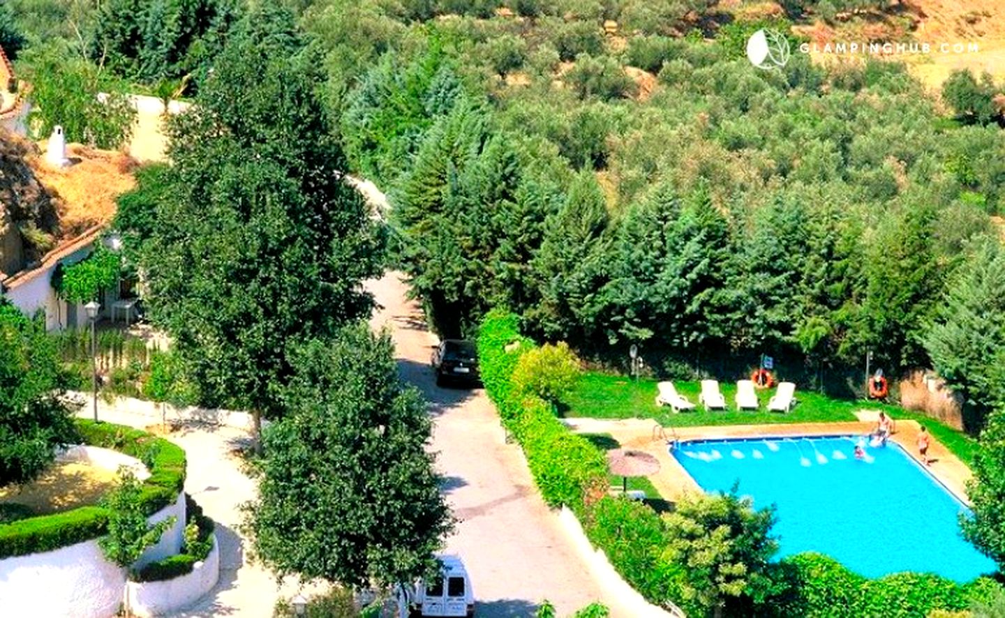 Romantic Cave Getaway with Pool Access near Granada, Spain