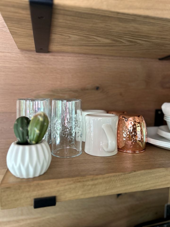 Romantic Container with Jacuzzi Great for a Couples Retreat in Texas