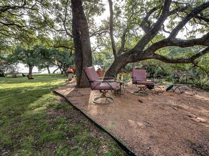 Cabins (United States of America, Georgetown, Texas)