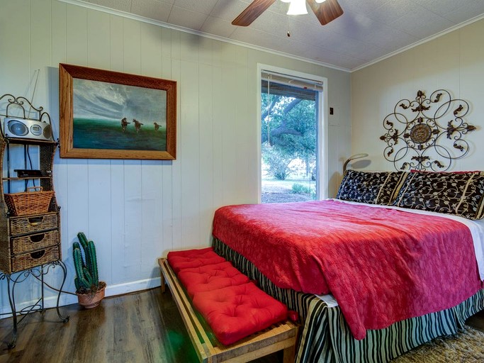 Cabins (United States of America, Georgetown, Texas)