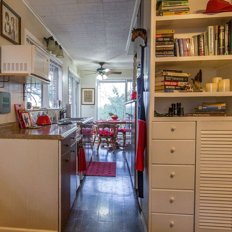 Romantic Luxury Cottage Rental for Two with Fireplace in Texas Hill Country