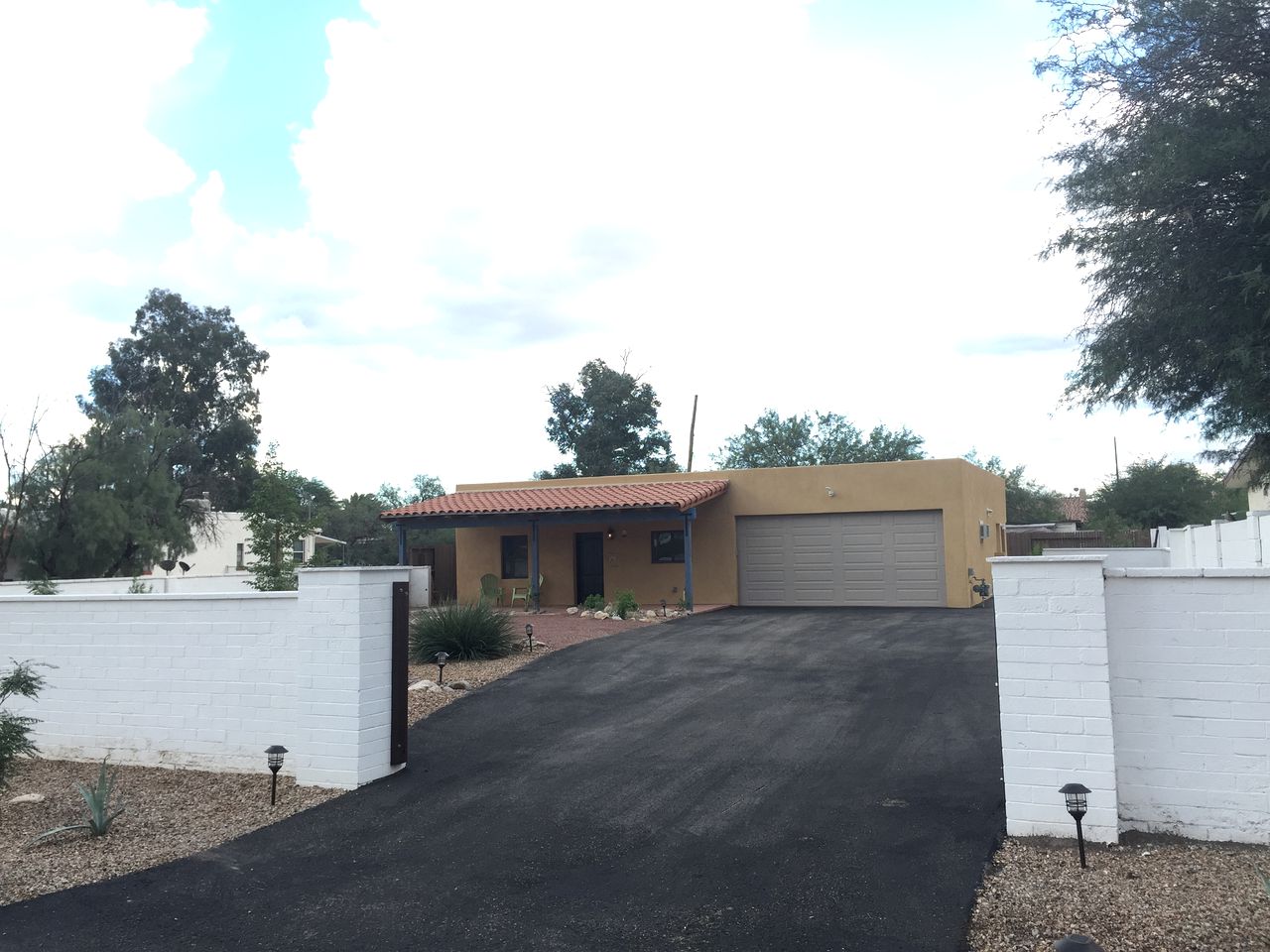 Romantic Cottage Rental with Catalina Mountain Views near Tucson, Arizona