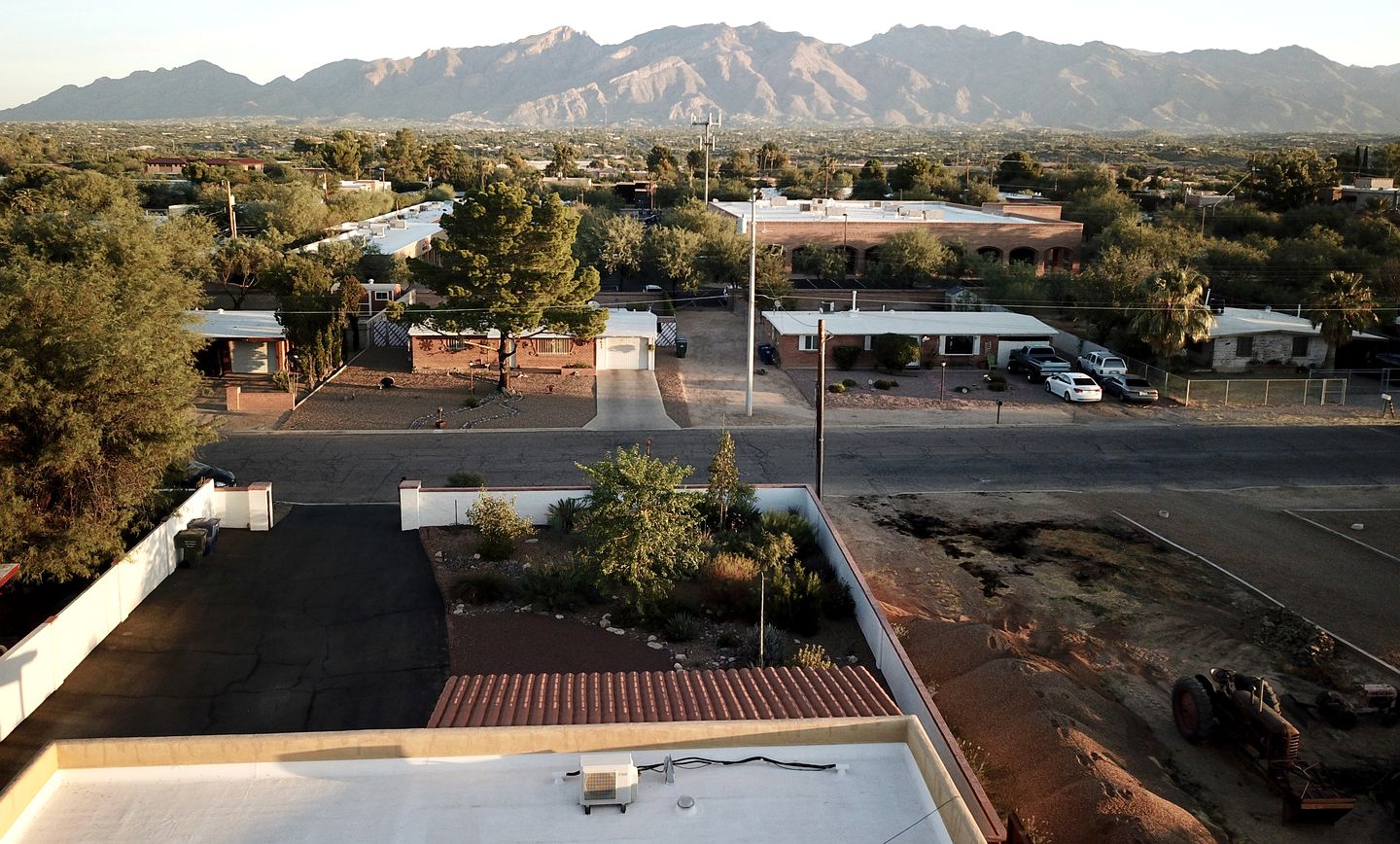 Romantic Cottage Rental with Catalina Mountain Views near Tucson, Arizona