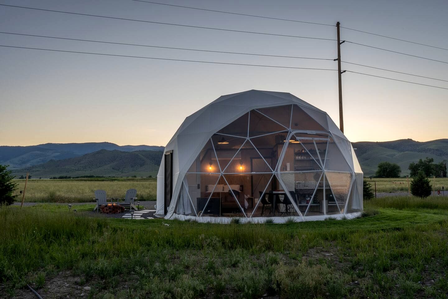 Secluded Montana Dome Retreat with Stunning Mountain Views Near Yellowstone National Park