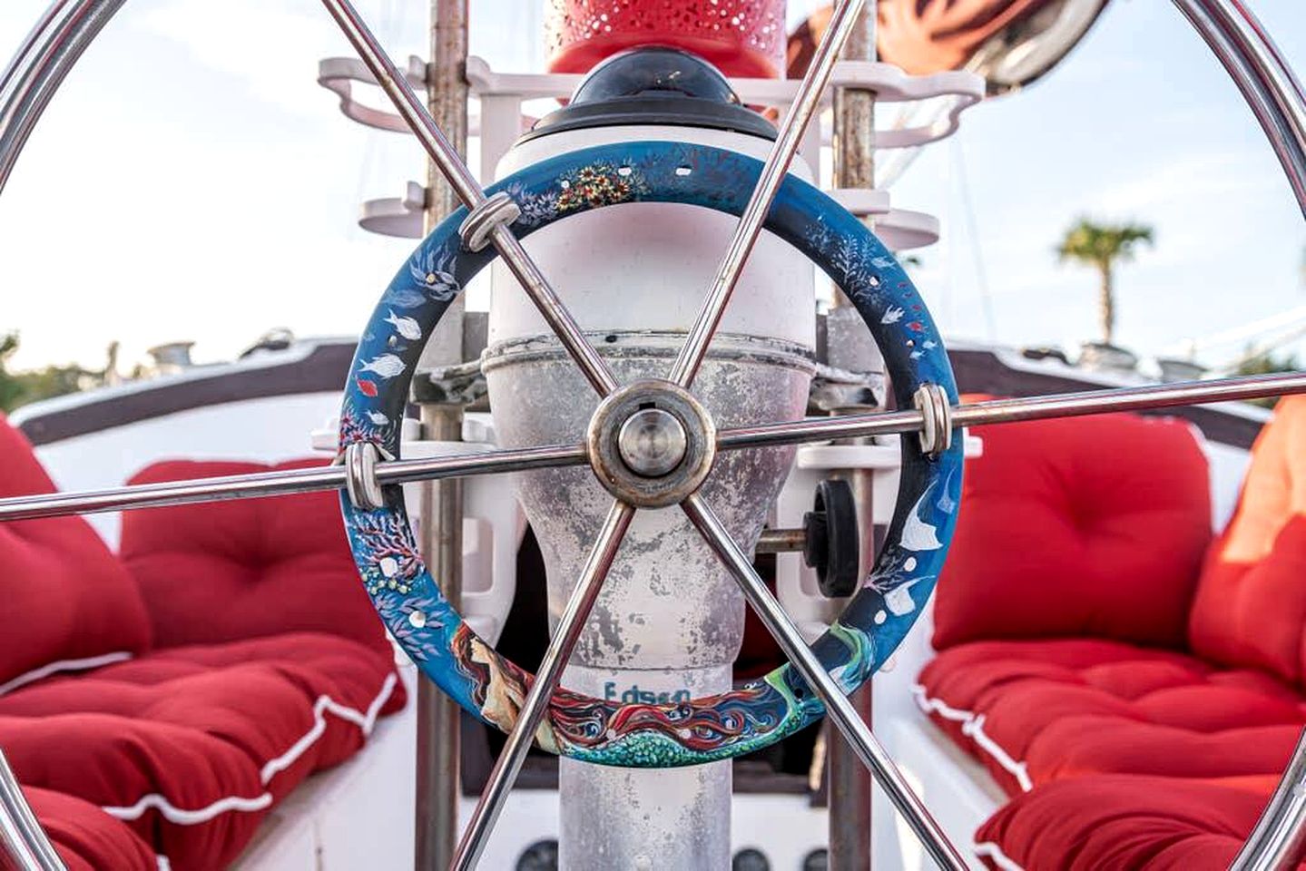 Picturesque Equipped Boat Rental Incredible for a Relaxing Getaway in Florida