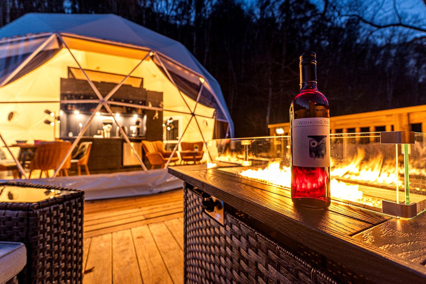 Romantic Geodesic Dome with Hot Tub, Perfect for Stargazing in Pipestem, West Virginia