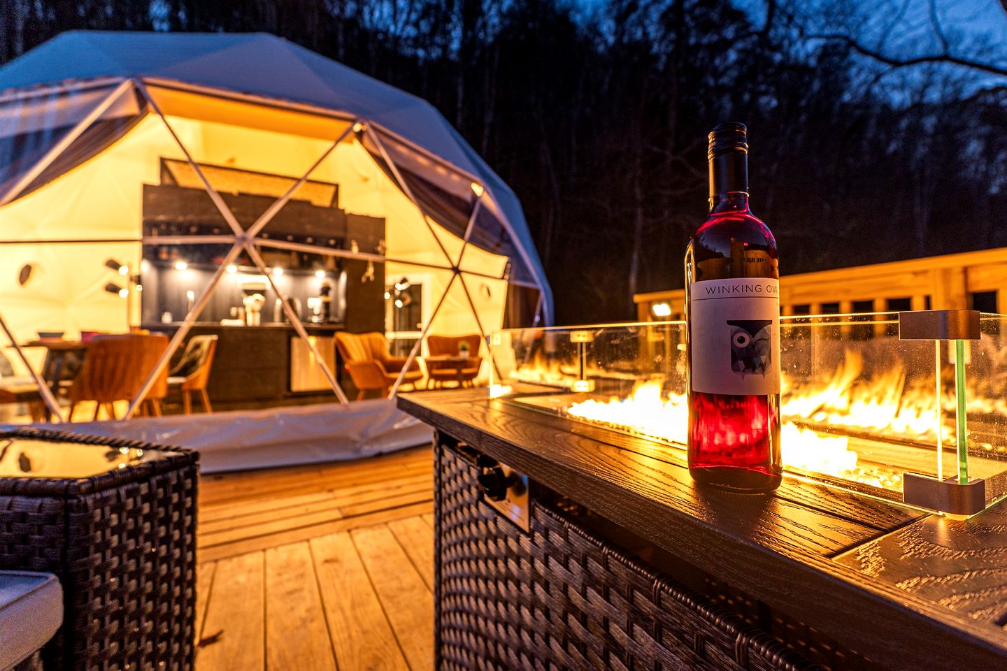 Romantic Geodesic Dome with Hot Tub, Perfect for Stargazing in Pipestem, West Virginia