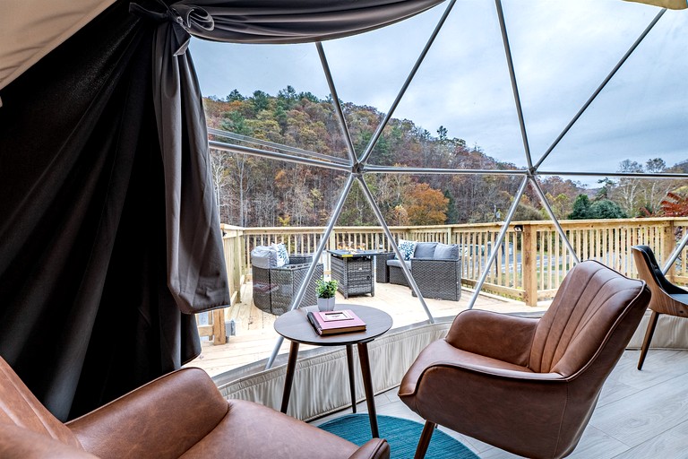 Domes (United States of America, Pipestem, West Virginia)