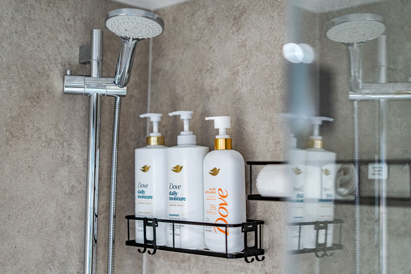 Romantic Geodesic Dome with Hot Tub, Perfect for Stargazing in Pipestem, West Virginia