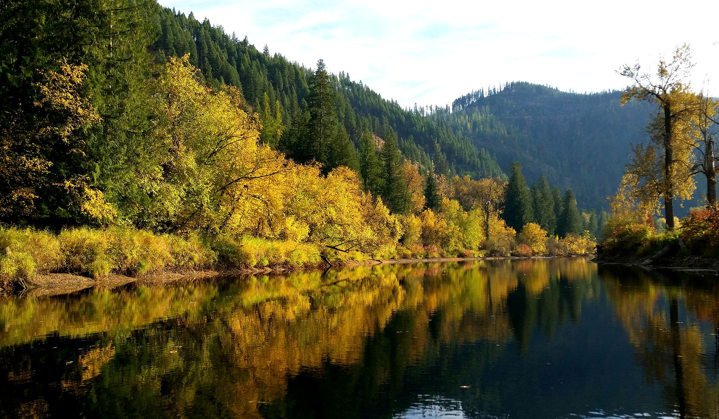 Romantic Getaway for Two in a Peaceful Suite near Coeur d'Alene, Idaho