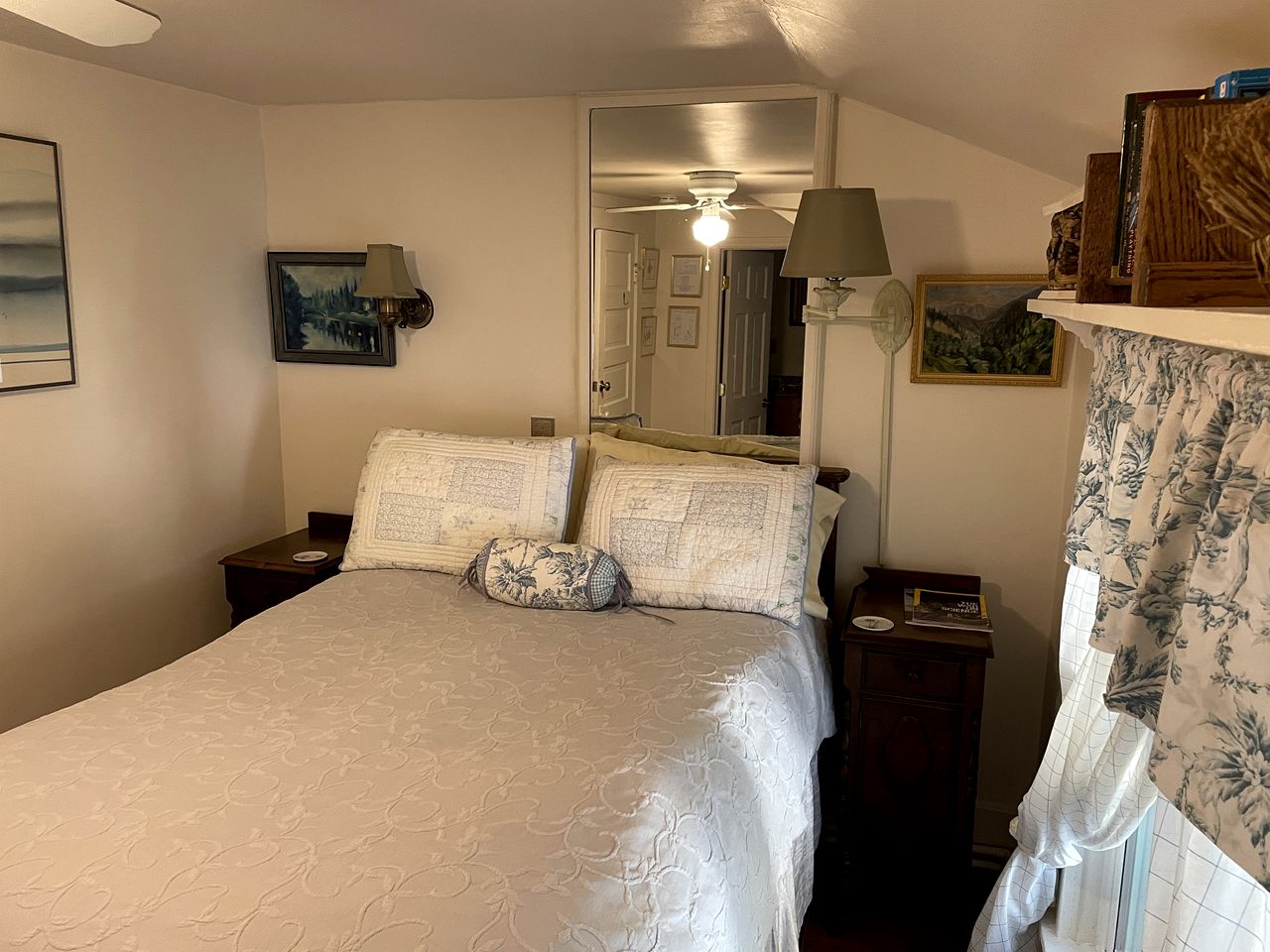 Romantic Bed and Breakfast Getaway near Lauderdale Lakes in Wisconsin