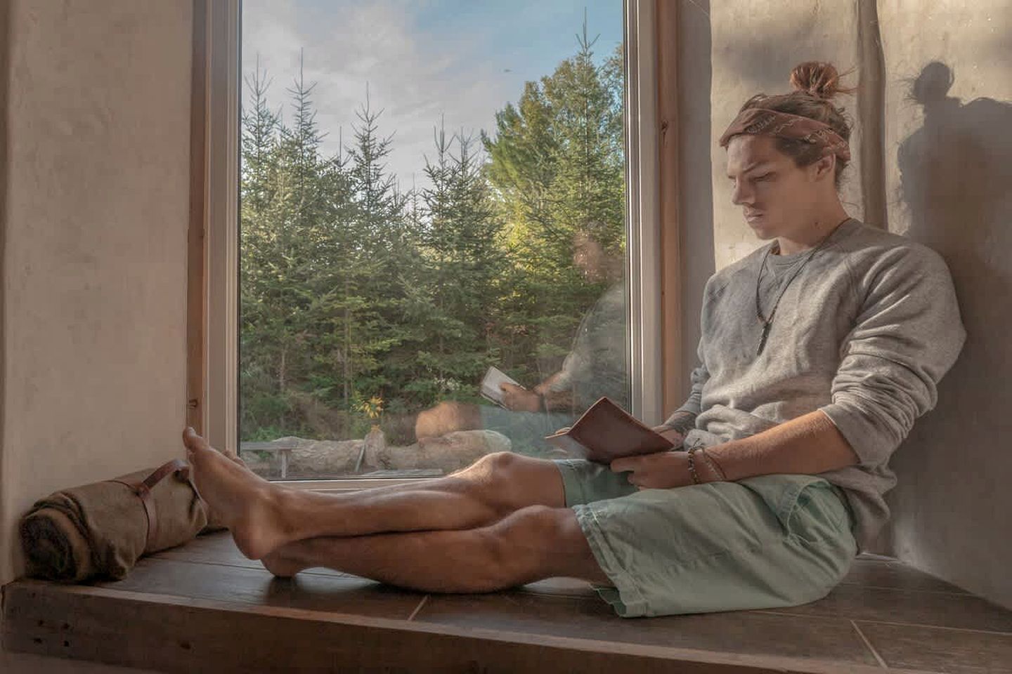 Cozy Handcrafted Hut for a Romantic Getaway near Montreal in Harrington, Quebec