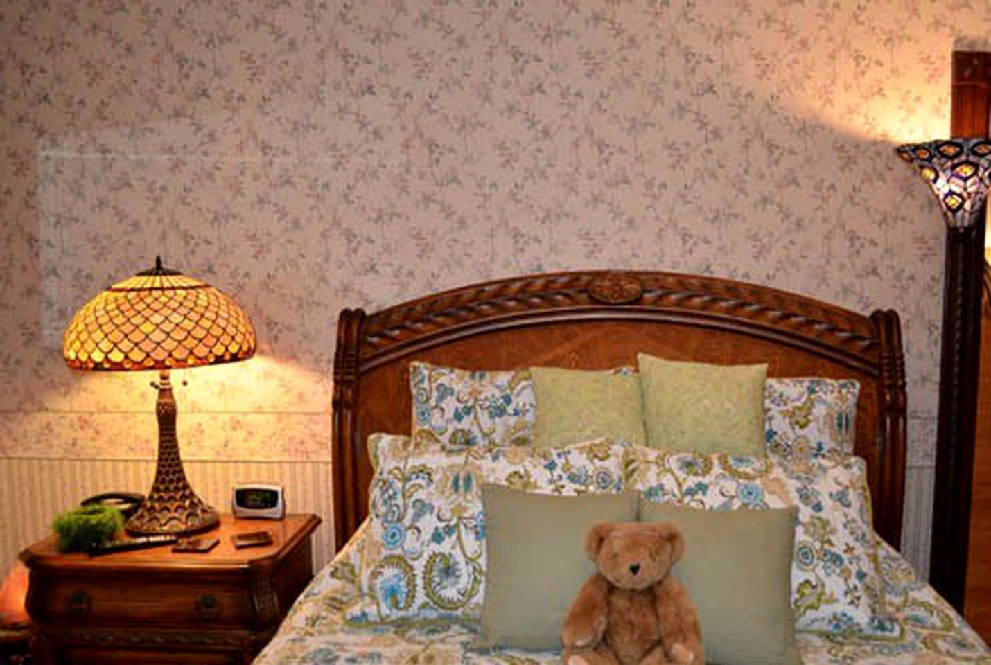 Romantic Getaway with a Jacuzzi in Saugerties, New York