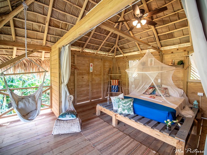 Cabins (Dominican Republic, Samana, Samana)