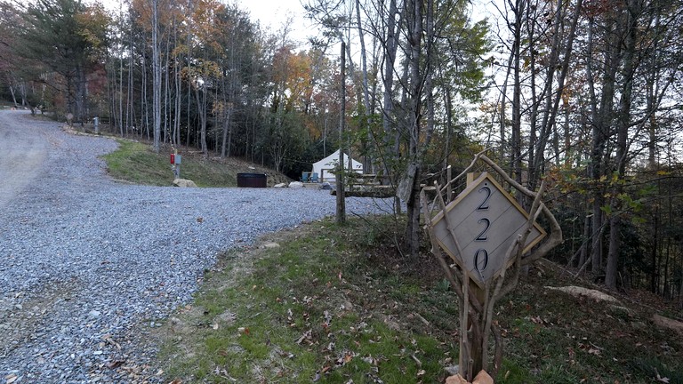 Bell Tents (United States of America, Waynesville, North Carolina)