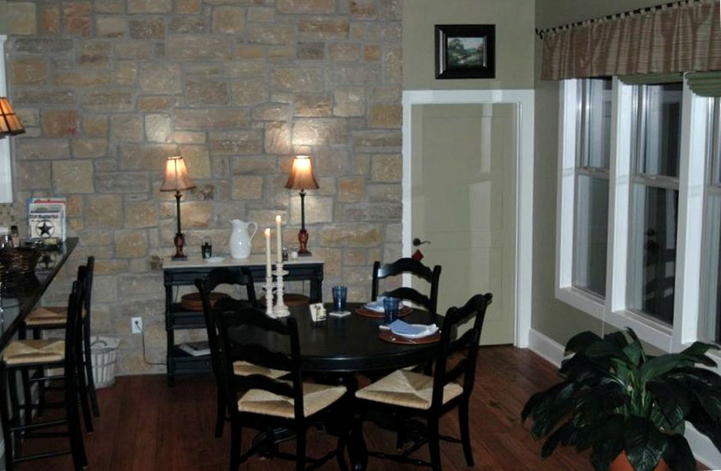 Romantic Cabin for a Weekend Getaway from San Antonio, Texas