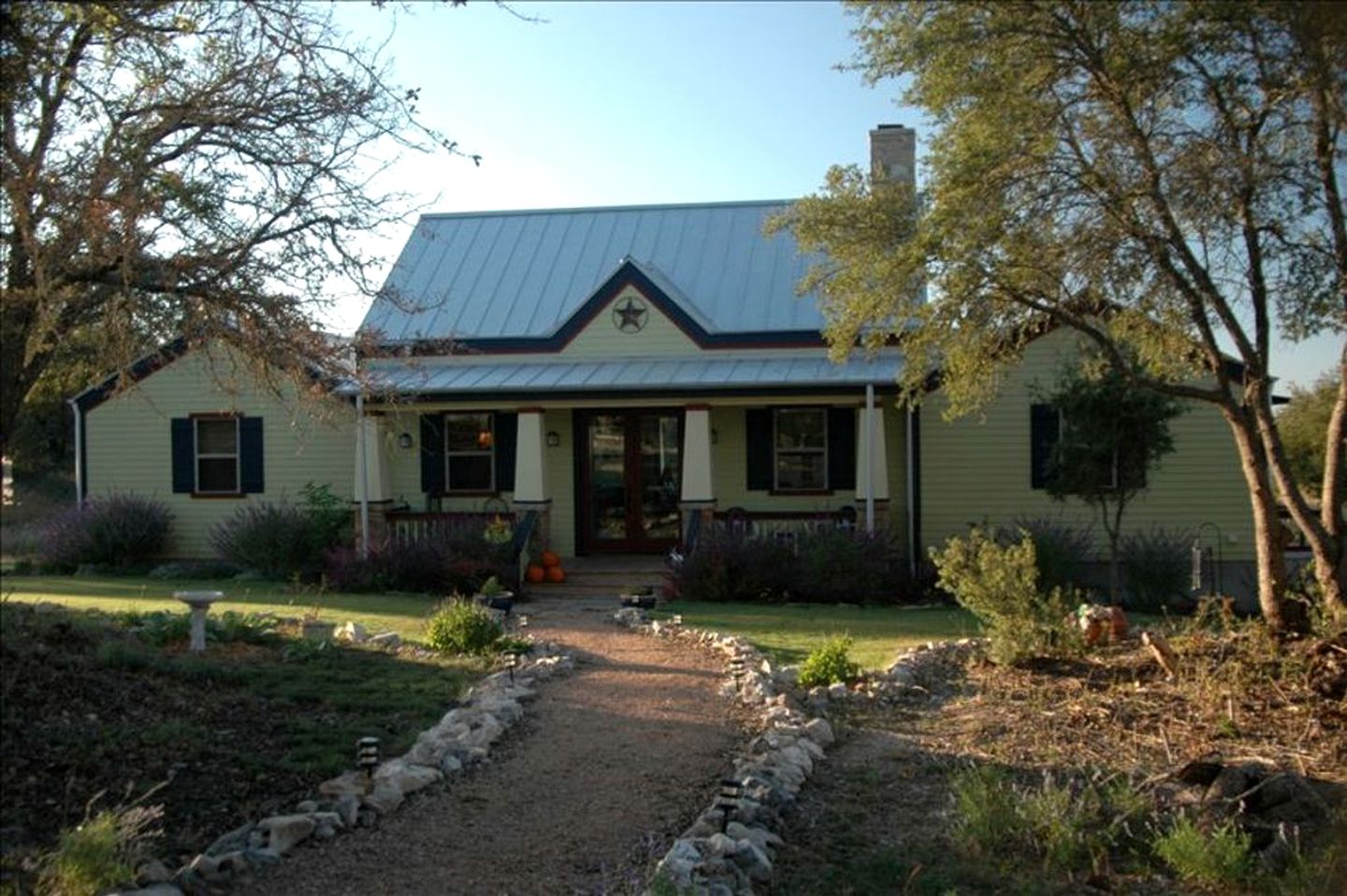 Cabins (Fredericksburg, Texas, United States)