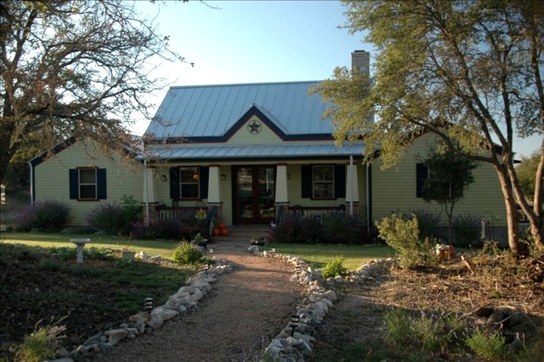 Cabins (Fredericksburg, Texas, United States)