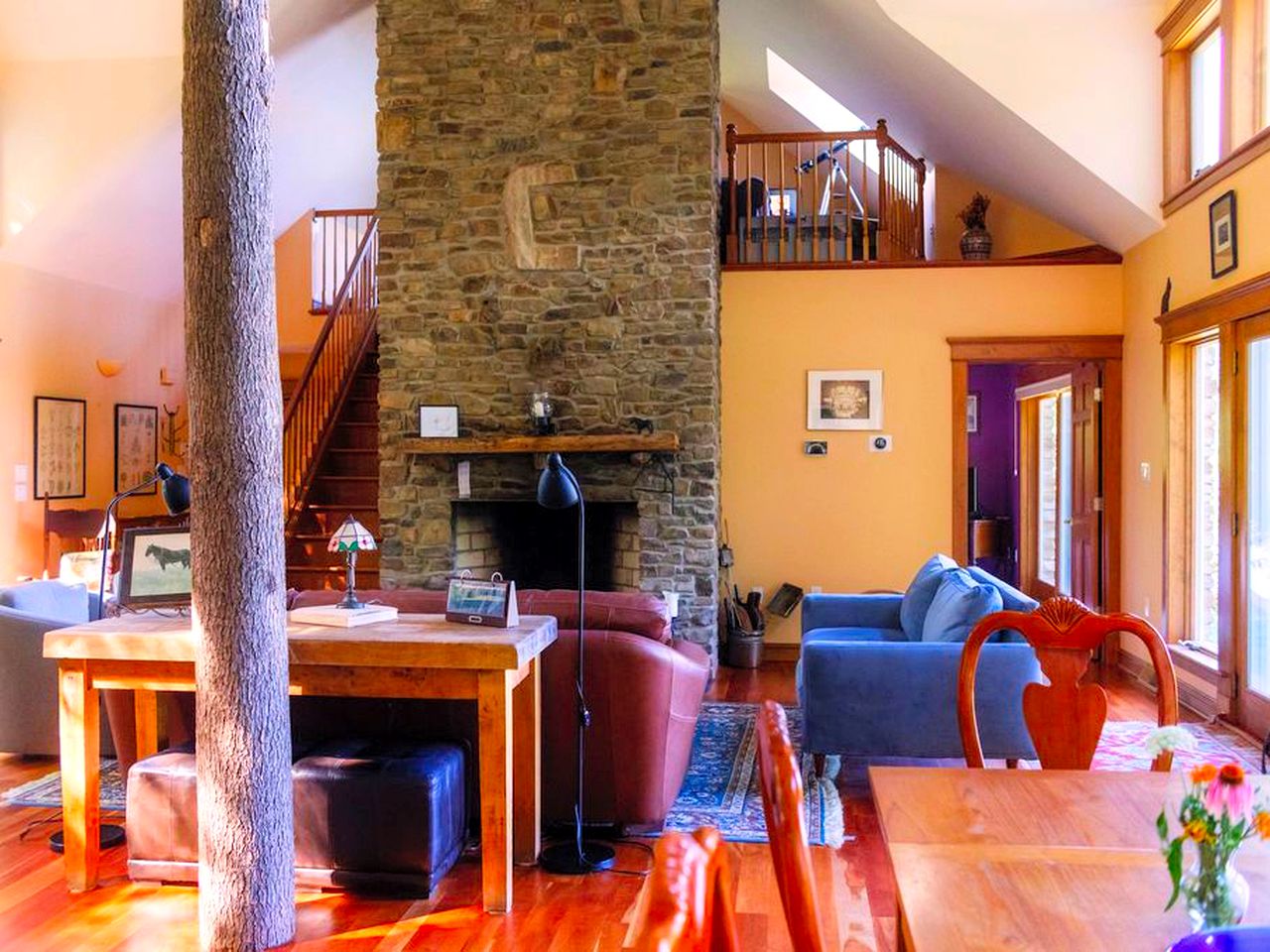 Romantic Mountain Vacation Rental with Breathtaking Views near Pittsburgh, Pennsylvania