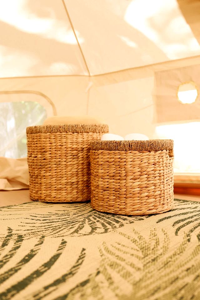 Romantic Oasis: Luxury Glamping Retreat in the Heart of Ontario's Natural Beauty