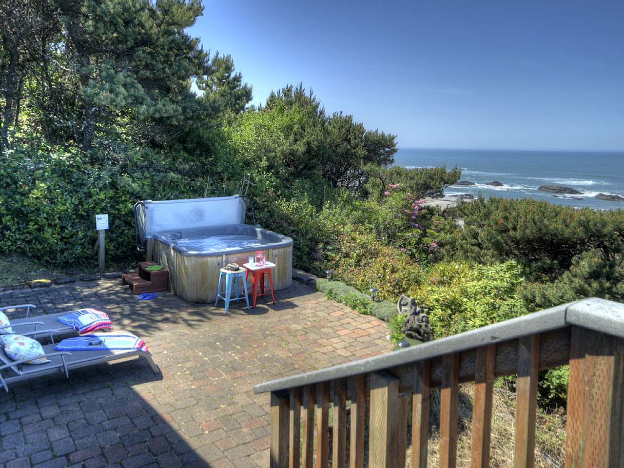 Beach Cottage near Seal Rock, Oregon