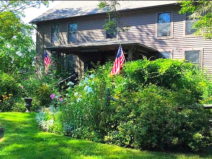 Nature Lodges (New Preston, Connecticut, United States)