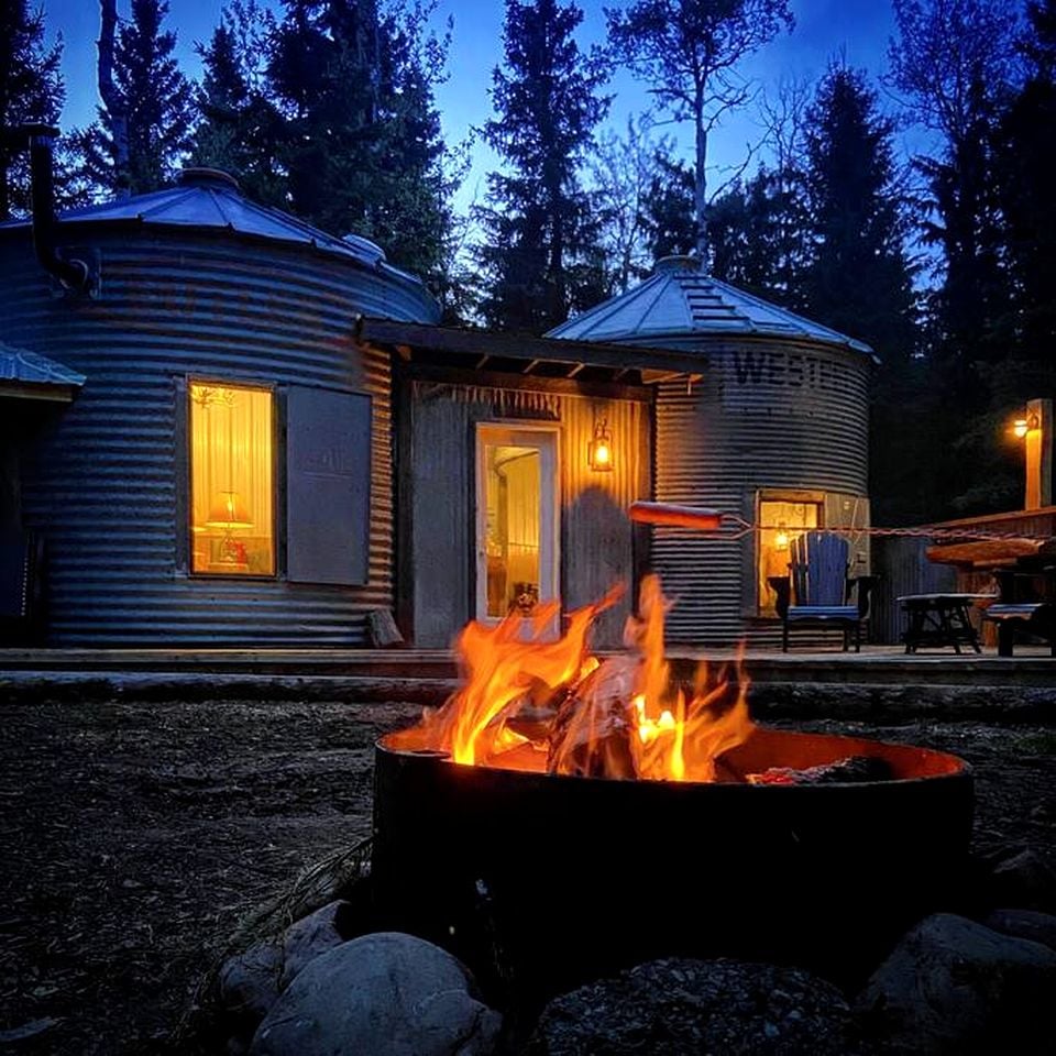 Incredibly Unique Romantic Retreat in Grain Bin Accommodation near Sundre, Alberta