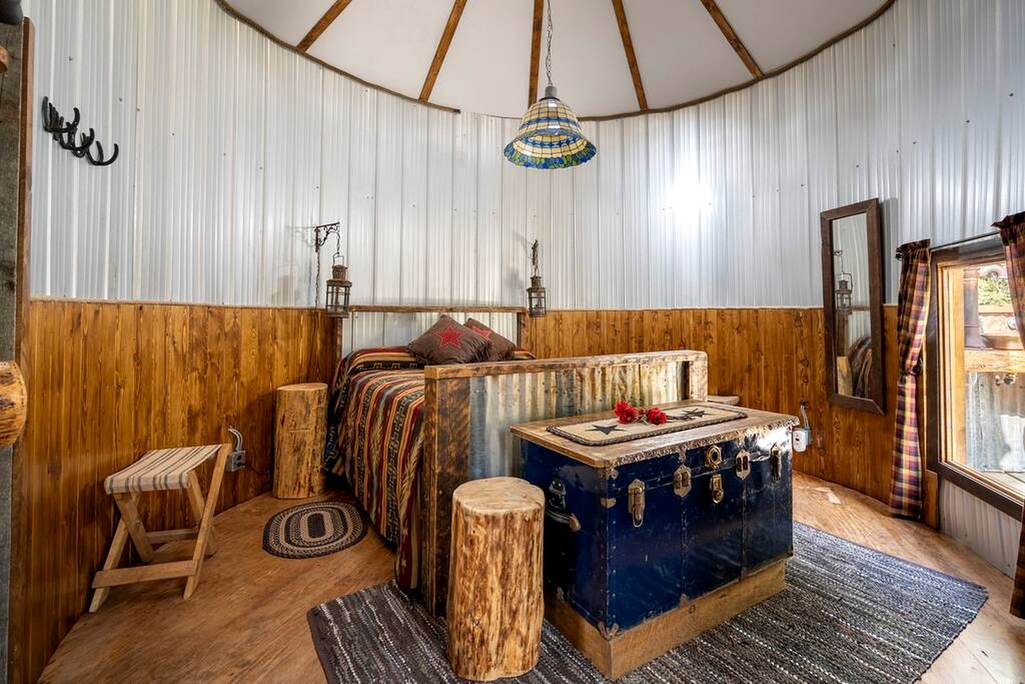 Incredibly Unique Romantic Retreat in Grain Bin Accommodation near Sundre, Alberta