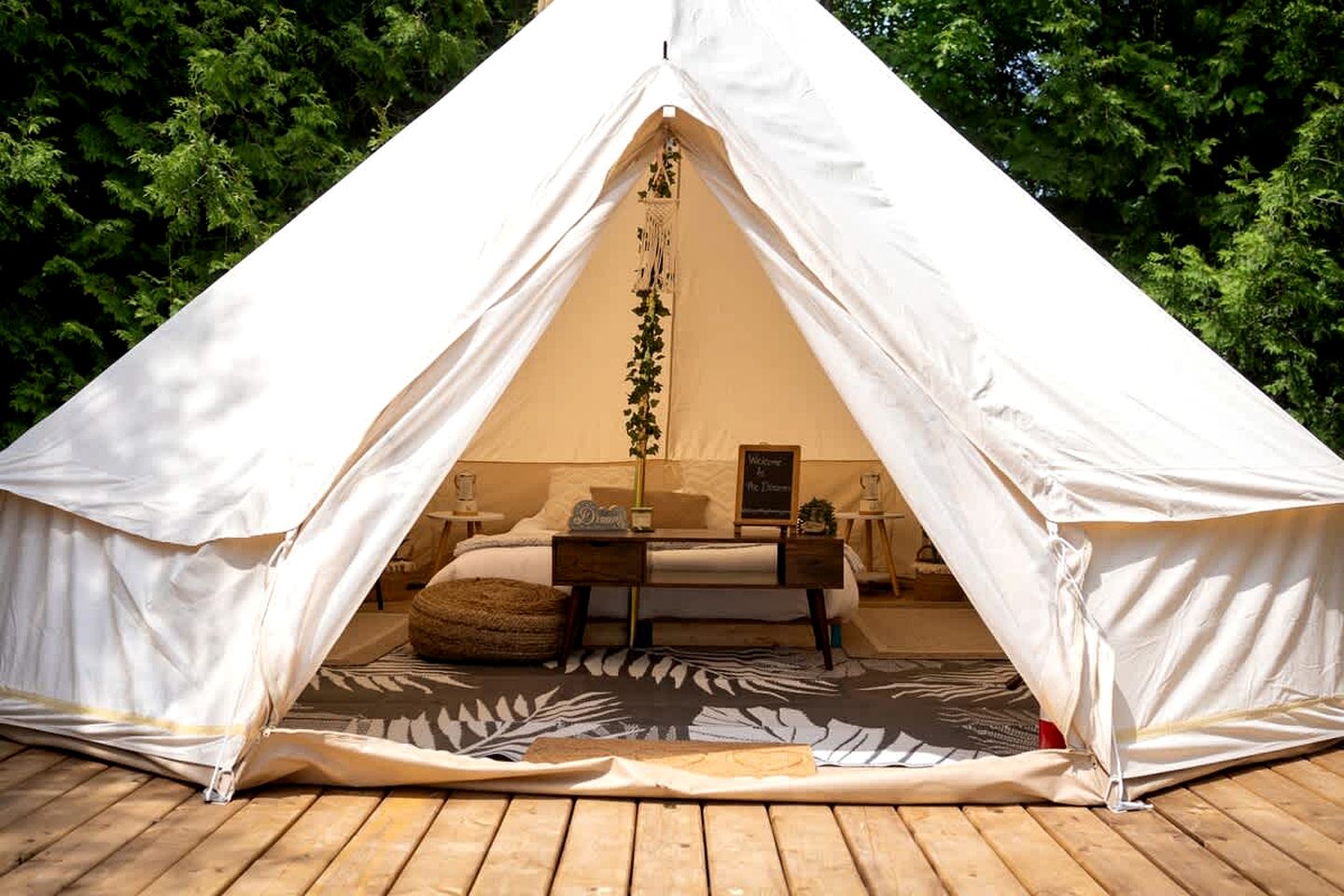 Romantic Retreat: Luxury Glamping in Northern Bruce Peninsula, Canada for Unforgettable Escapes